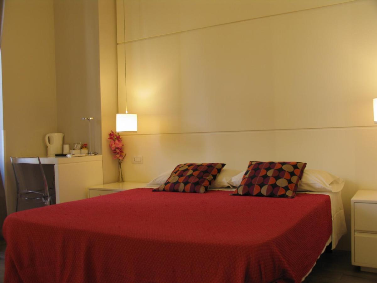 Dea Roma Inn Экстерьер фото